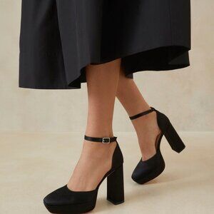 Loeffler Randall Selina Black Closed Toe Platform Heels - 9.5